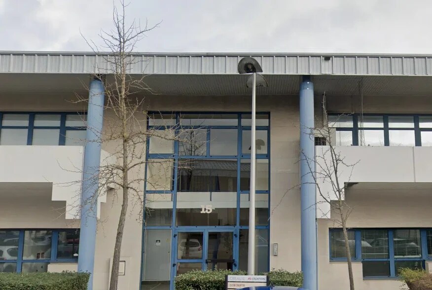 13-17 Allée Des Ginkgos, Bron en alquiler - Foto del edificio - Imagen 2 de 3