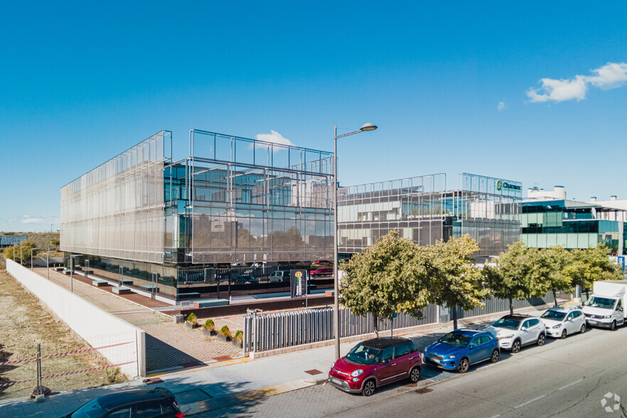 Calle Miguel Faraday, 20, Getafe, Madrid en alquiler - Foto del edificio - Imagen 3 de 3