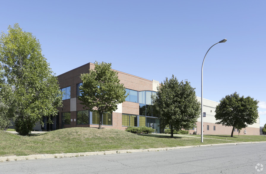 1315 Rue Gay-Lussac, Boucherville, QC en alquiler - Foto principal - Imagen 1 de 3