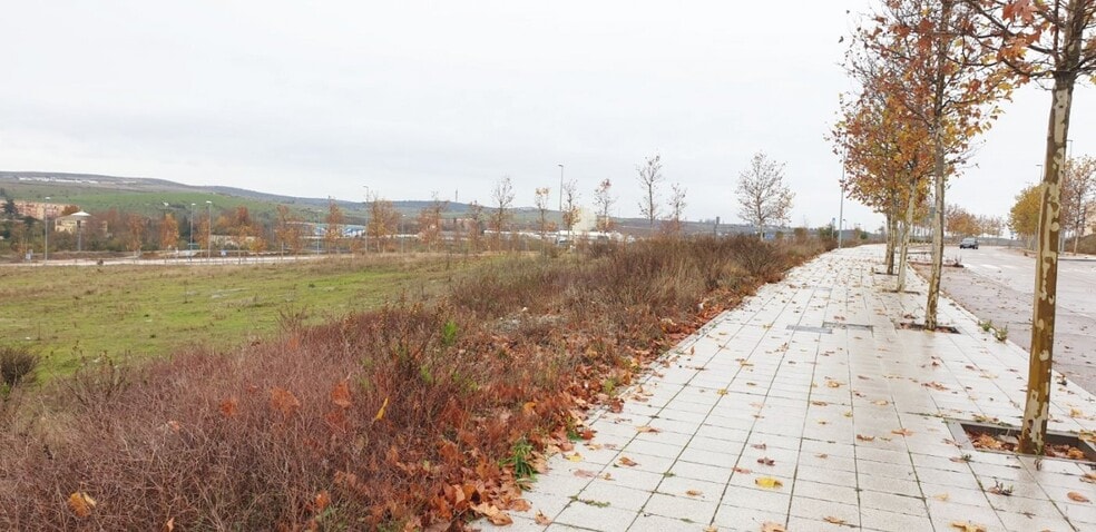 Calle G Civil Antonio Tejero Ve, 4, Salamanca, Salamanca en alquiler - Foto del edificio - Imagen 3 de 11