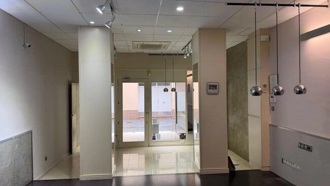Más detalles de Local en alquiler