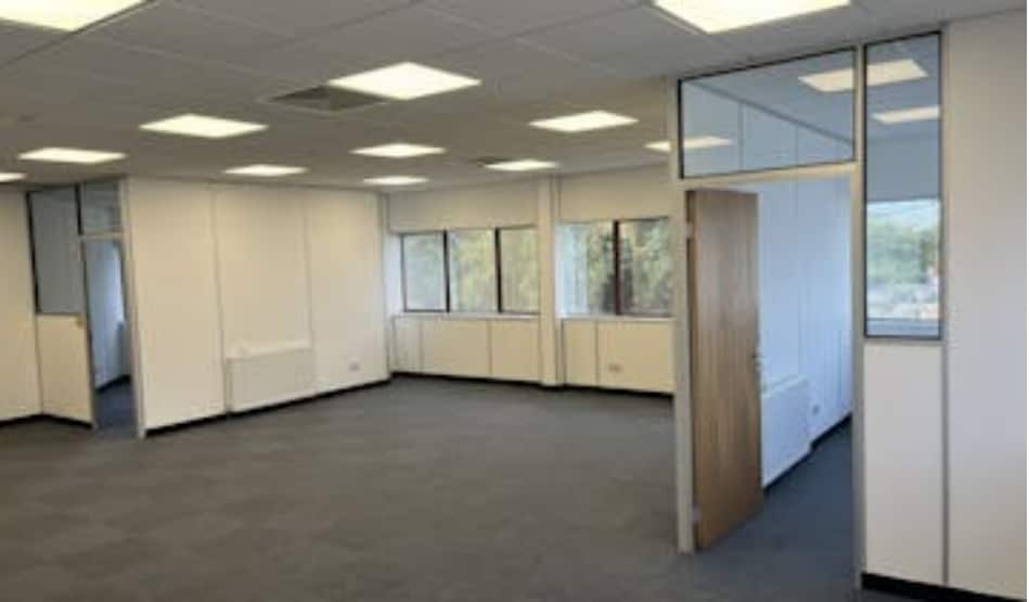 Broadfields Ct, Aylesbury, BKM HP19 8BU - Unidad 1A -  - Foto del interior - Image 1 of 5