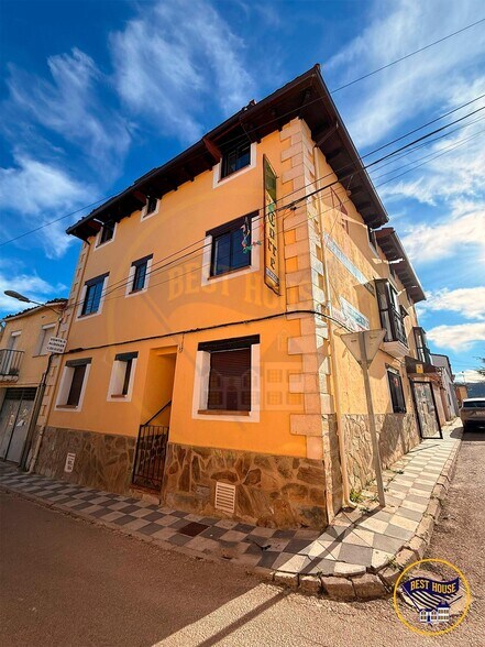 Hotel y hospedaje en Mariana, Cuenca en venta - Foto principal - Imagen 1 de 30