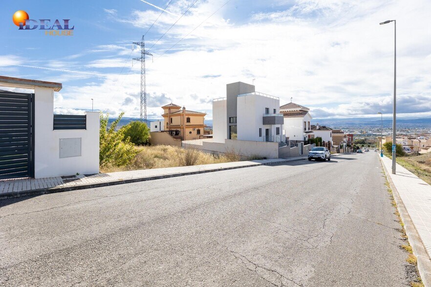 Avenida Cerro Alfonsico, 20, Peligros, Granada en venta - Foto del edificio - Imagen 2 de 17