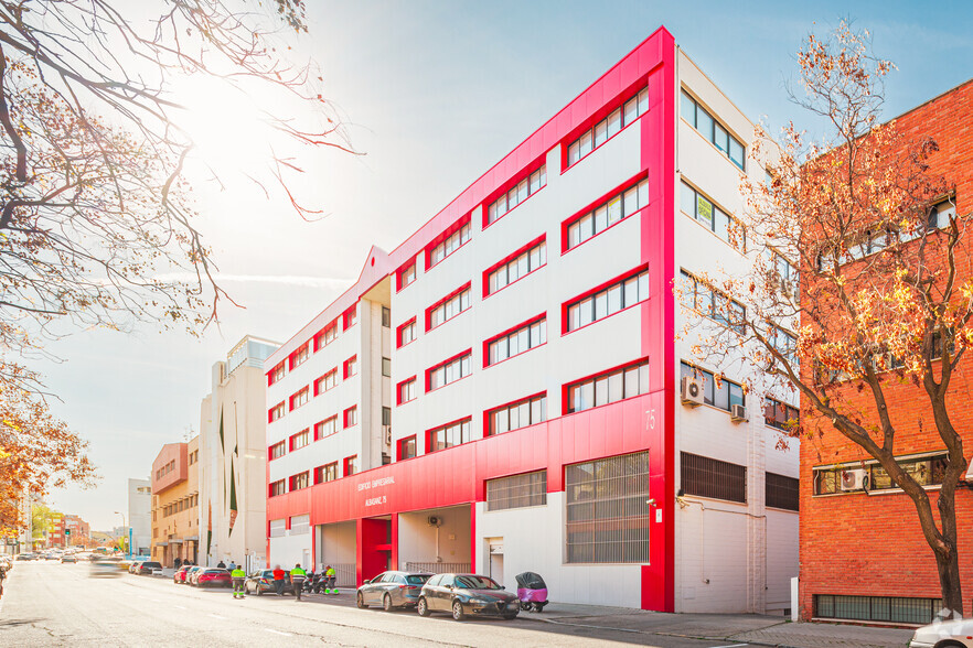 Calle Albasánz, 75, Madrid, Madrid en alquiler - Foto del edificio - Imagen 2 de 4