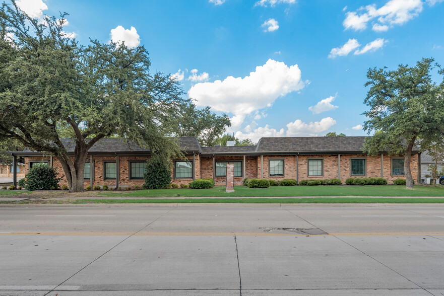 726 Dalworth St, Grand Prairie, TX en venta - Foto del edificio - Imagen 1 de 25