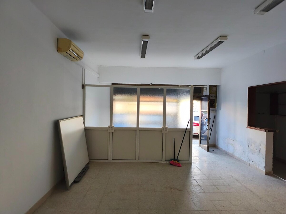 La Roca del Vallès, BAR 08430 -  -  - Foto del interior - Image 1 of 9