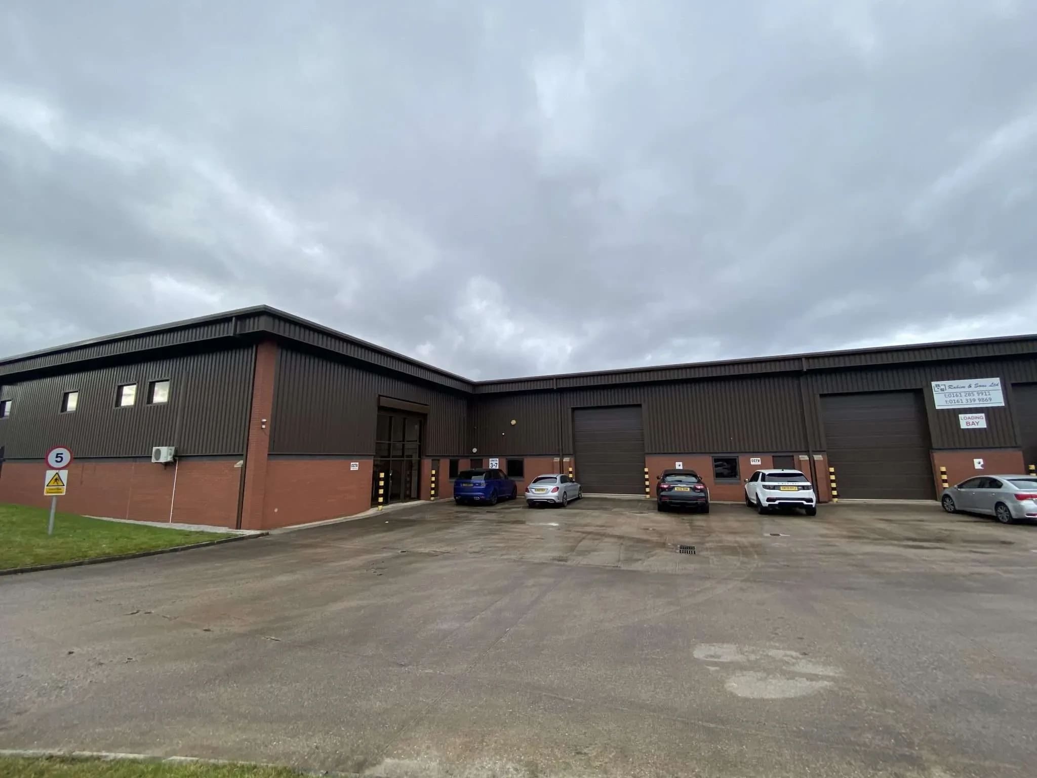 Littlemoss Rd, Manchester en alquiler Foto del edificio- Imagen 1 de 4