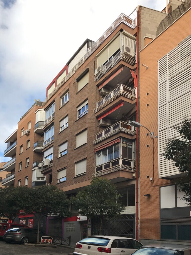 Más detalles de Calle Eugenio Salazar, 42, Madrid - Edificio residencial​ en venta