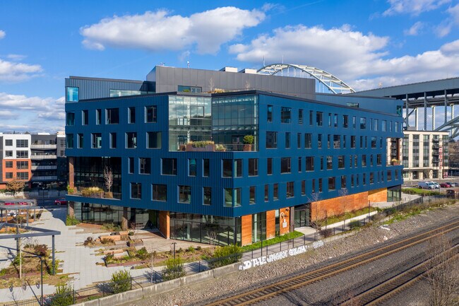 Más detalles de 1895 NW Front Ave, Portland, OR - Oficina en alquiler