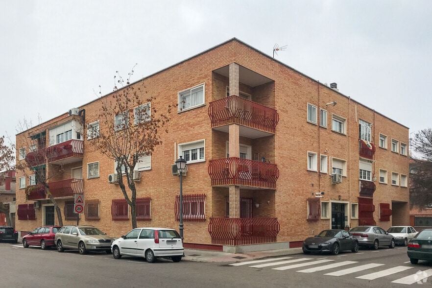 Edificio residencial en Villaviciosa de Odón, Madrid en venta - Foto principal - Imagen 1 de 2