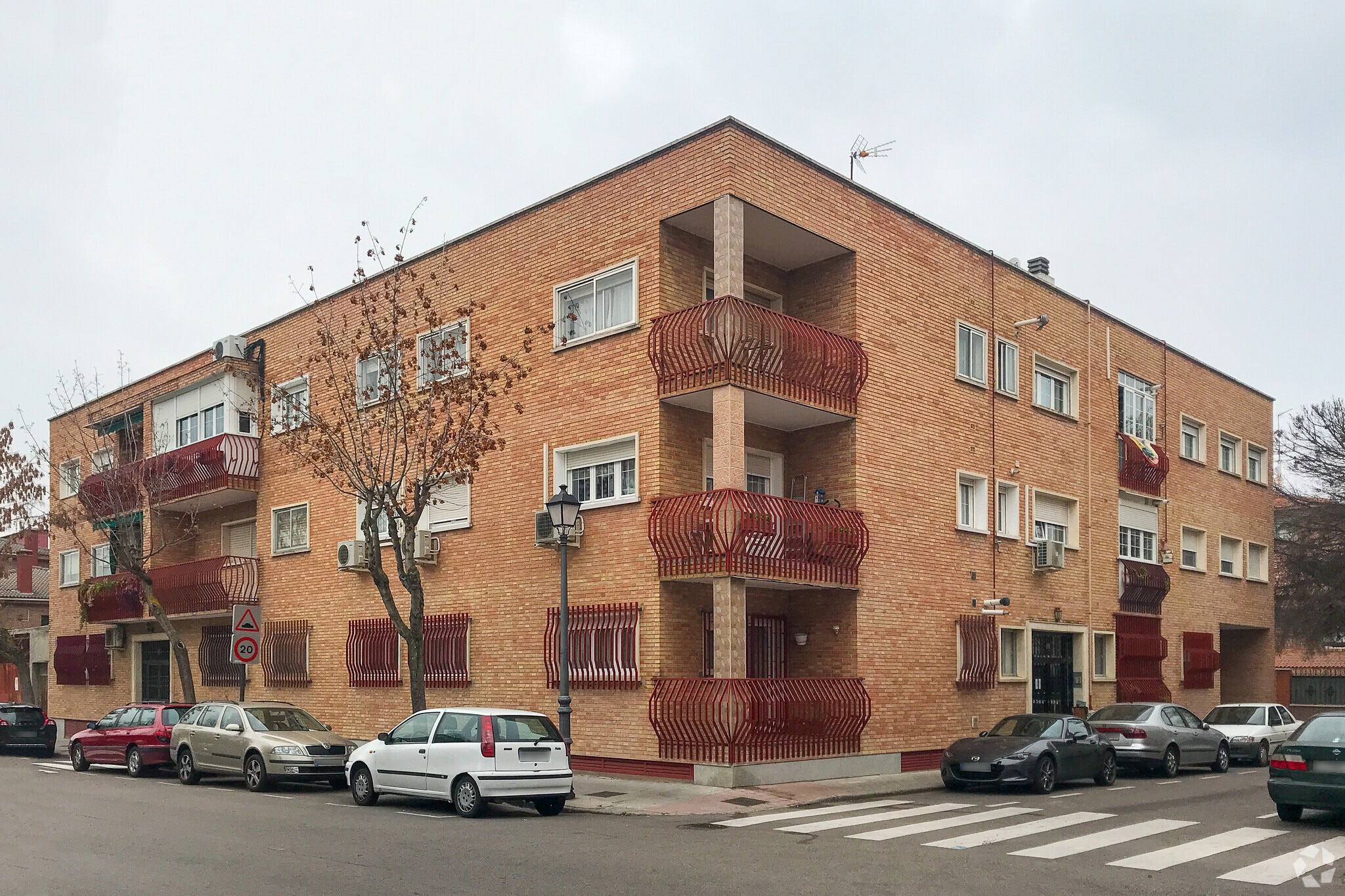 Edificio residencial en Villaviciosa de Odón, Madrid en venta Foto principal- Imagen 1 de 3