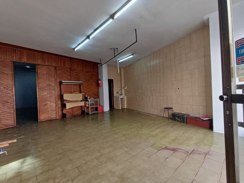 Local en Vigo, Pontevedra en alquiler - Foto del interior - Imagen 2 de 37