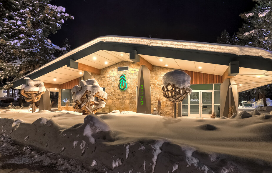 3079 Harrison Ave, South Lake Tahoe, CA en alquiler - Foto principal - Imagen 1 de 38