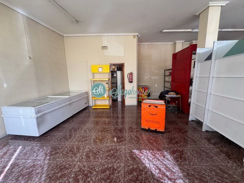 La Lastrilla, SEG 40196 - Unidad B - - Foto del interior - Image 1 of 5
