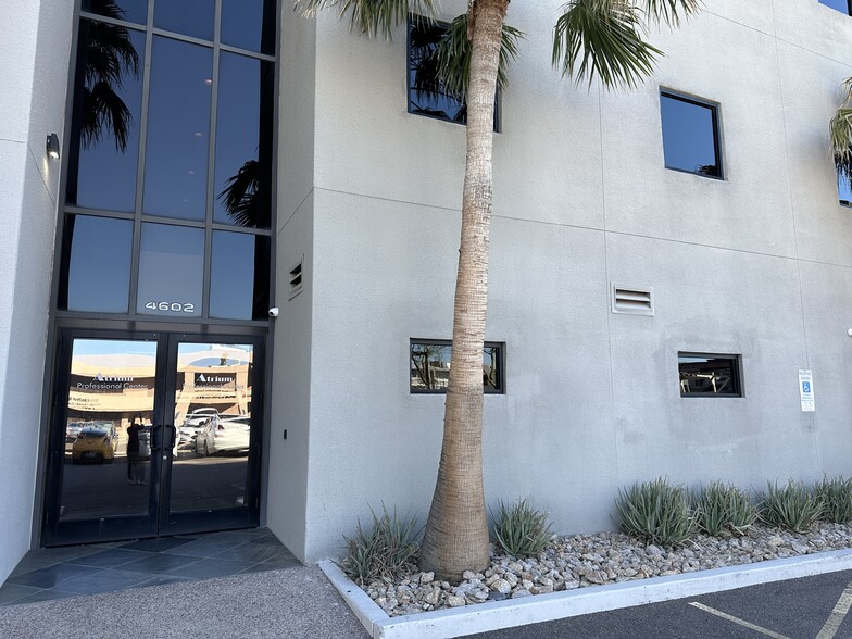 4602 N 16th St, Phoenix, AZ en alquiler - Foto del edificio - Imagen 3 de 6