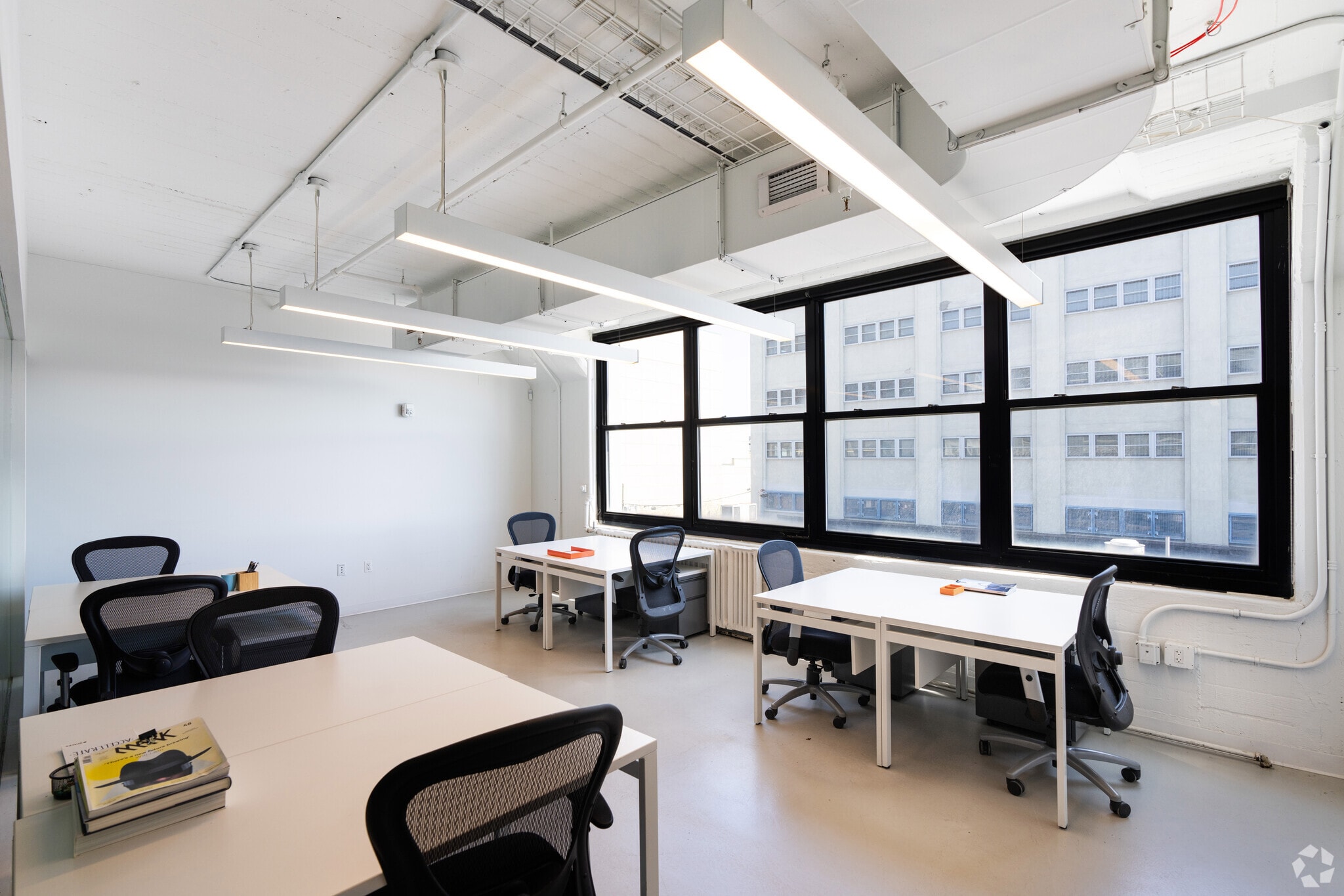 31-00 47th Ave, Long Island City, NY en alquiler Foto del interior- Imagen 1 de 1