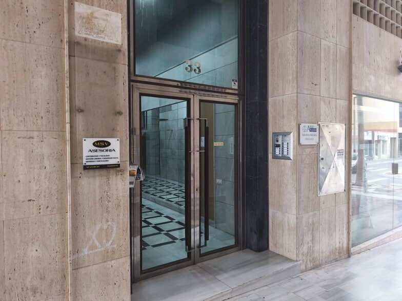 Oficina en El Ejido, Almería en venta - Foto del edificio - Imagen 3 de 13