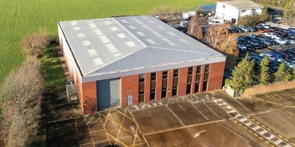 Old Brighton Rd, Lowfield Heath en alquiler Foto del edificio- Imagen 1 de 1