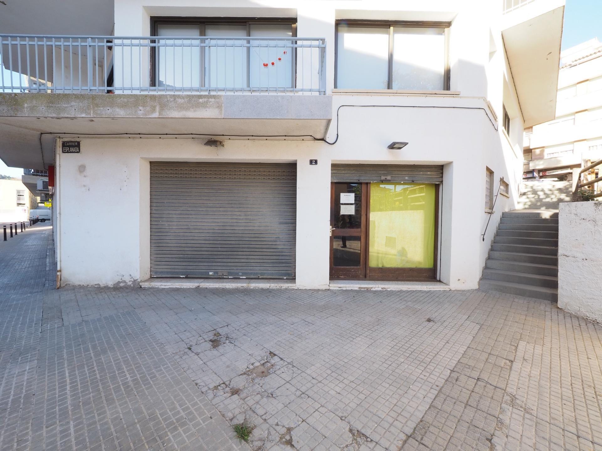 Edificio residencial en Sant Cebrià de Vallalta, Barcelona en venta Foto principal- Imagen 1 de 2