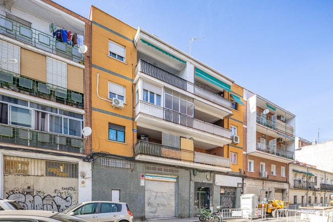 Más detalles de Calle Nájera, 11, Madrid - Edificio residencial​ en venta