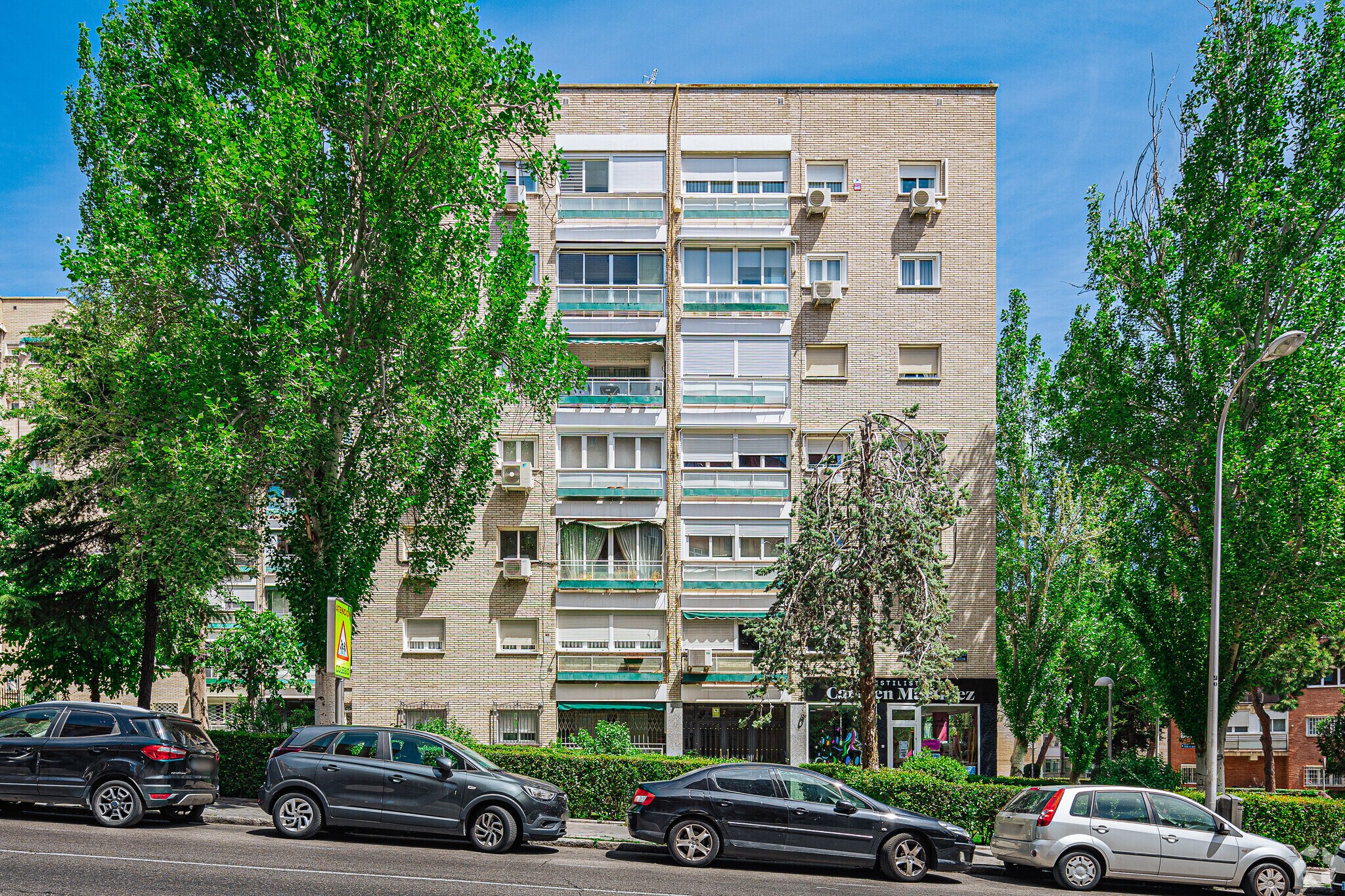 Calle de Alicún, 2, Madrid, Madrid en venta Foto principal- Imagen 1 de 1