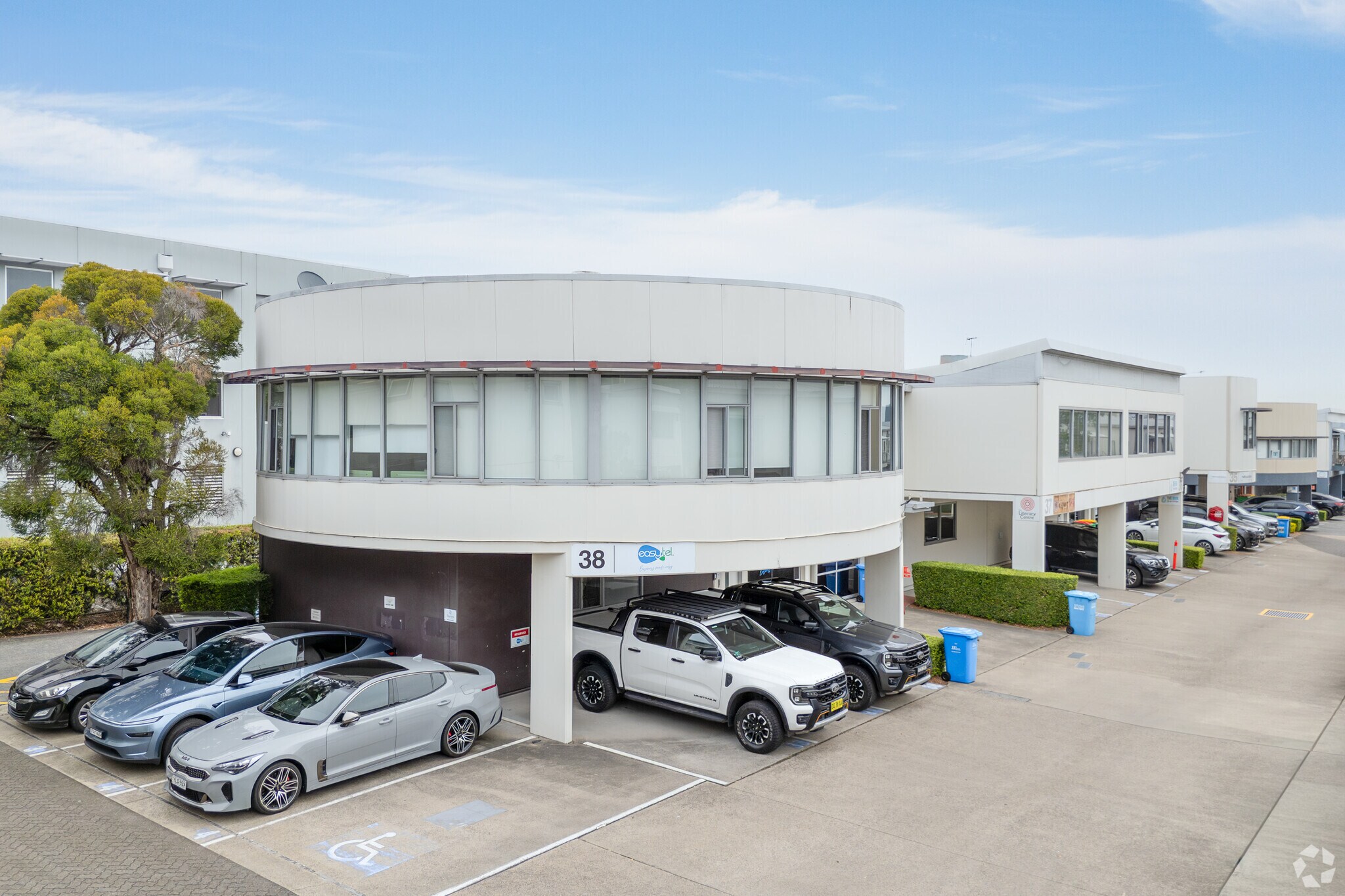 8 Avenue Of The Americas, Newington en alquiler Foto principal- Imagen 1 de 5