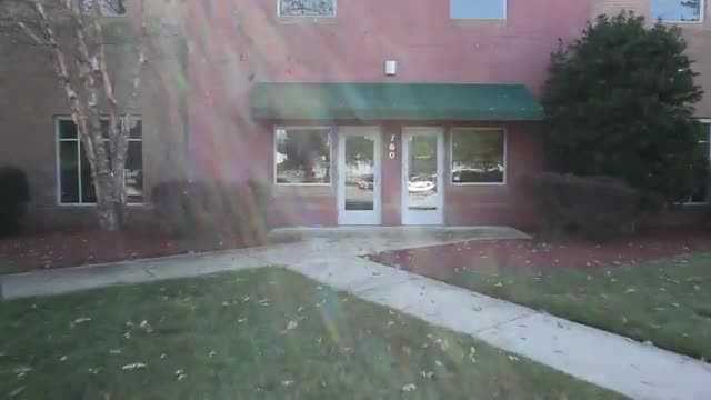 760 Pilot House Dr, Newport News, VA en venta - Vídeo de anuncio comercial - Imagen 3 de 6