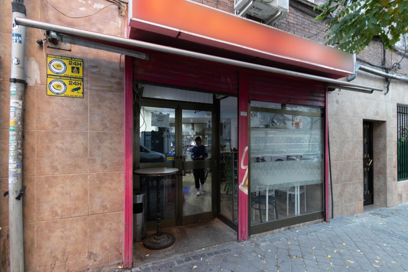 Madrid, MAD 28019 - Unidad IZ - - Foto del interior - Image 1 of 11