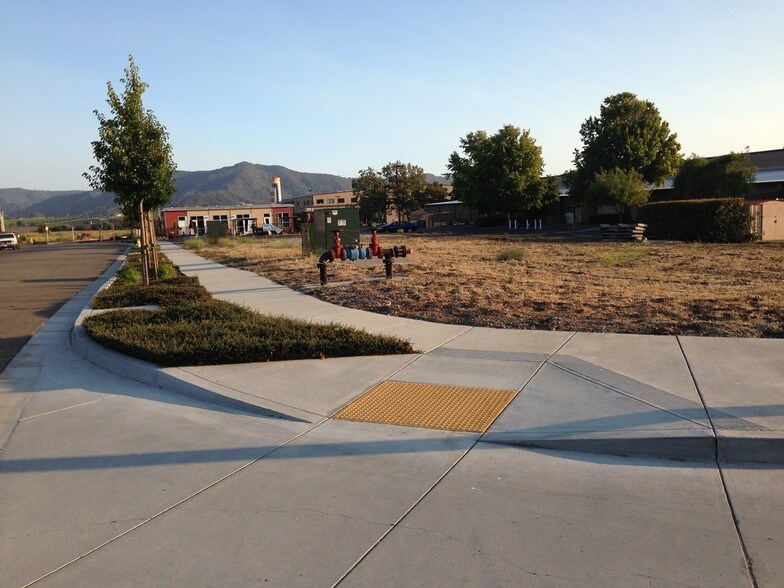 Earthwood Lots cartera de 2 inmuebles en venta en LoopNet.es - Foto principal - Imagen 3 de 4