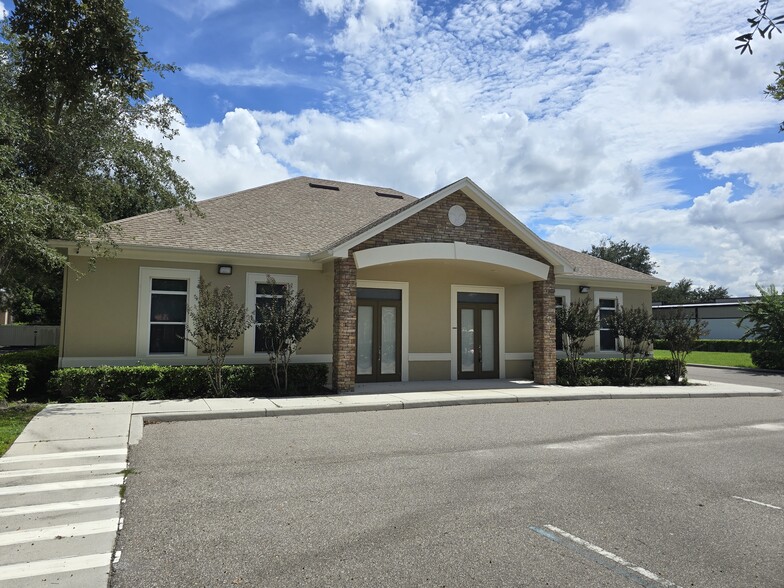 5079 Forsyth Commerce Rd, Orlando, FL en alquiler - Foto del edificio - Imagen 2 de 14