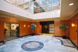 13071-13151 Vanier Pl, Richmond, BC en alquiler Foto del edificio- Imagen 2 de 4