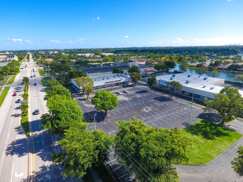 5060-5092 Coconut Creek Pky, Margate, FL en alquiler - Foto del edificio - Imagen 3 de 8