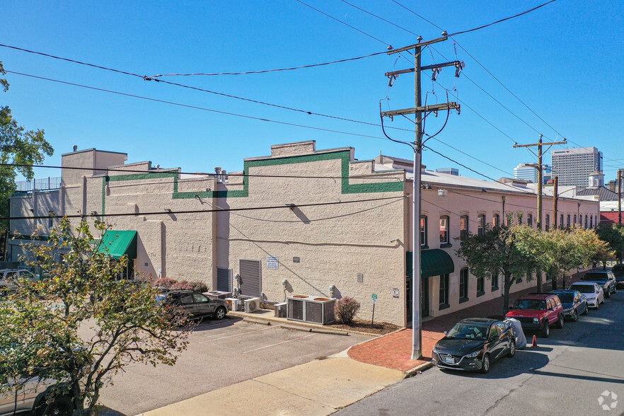 1901 E Franklin St, Richmond, VA en alquiler - Foto del edificio - Imagen 2 de 2