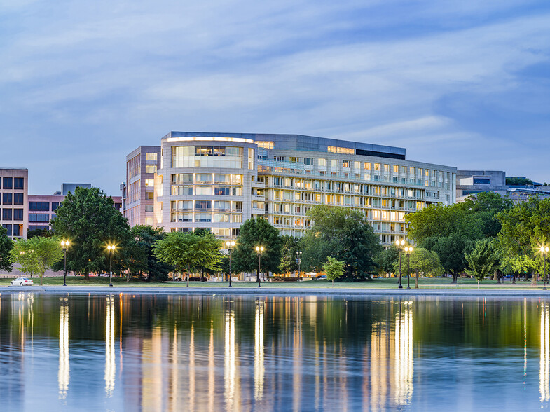 101 Constitution Ave NW, Washington, DC en alquiler - Foto del edificio - Imagen 2 de 13