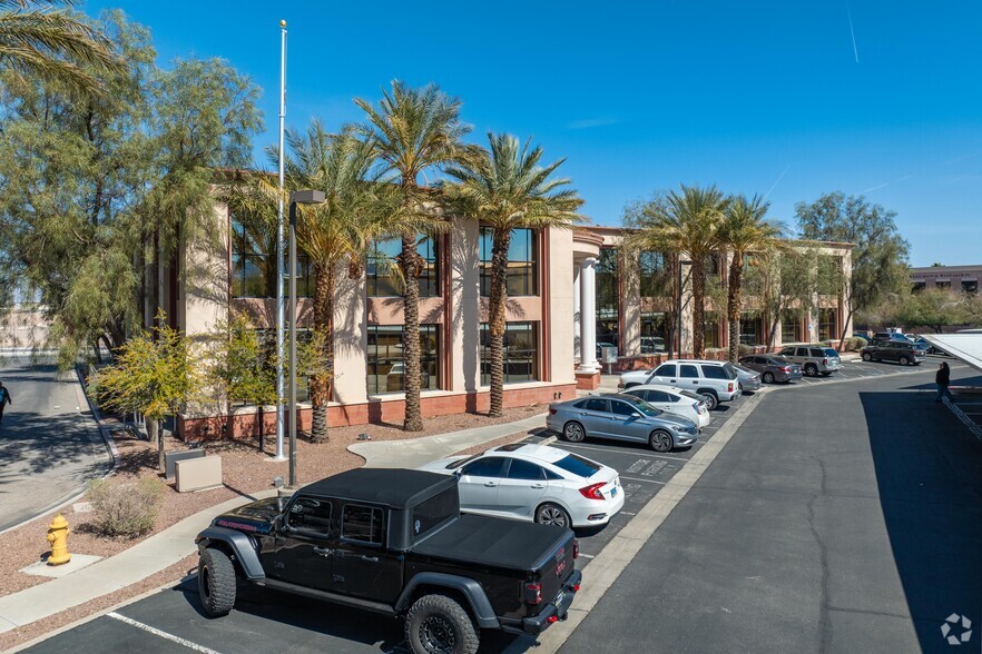 1389 Galleria Dr, Henderson, NV en alquiler - Foto del edificio - Imagen 2 de 5