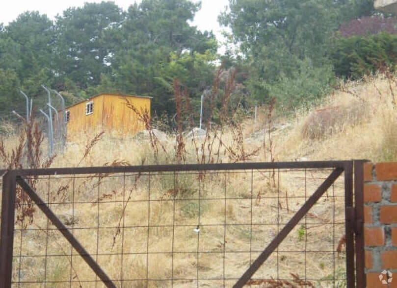 Terreno en San Lorenzo de El Escorial, Madrid en venta - Foto del edificio - Imagen 3 de 3