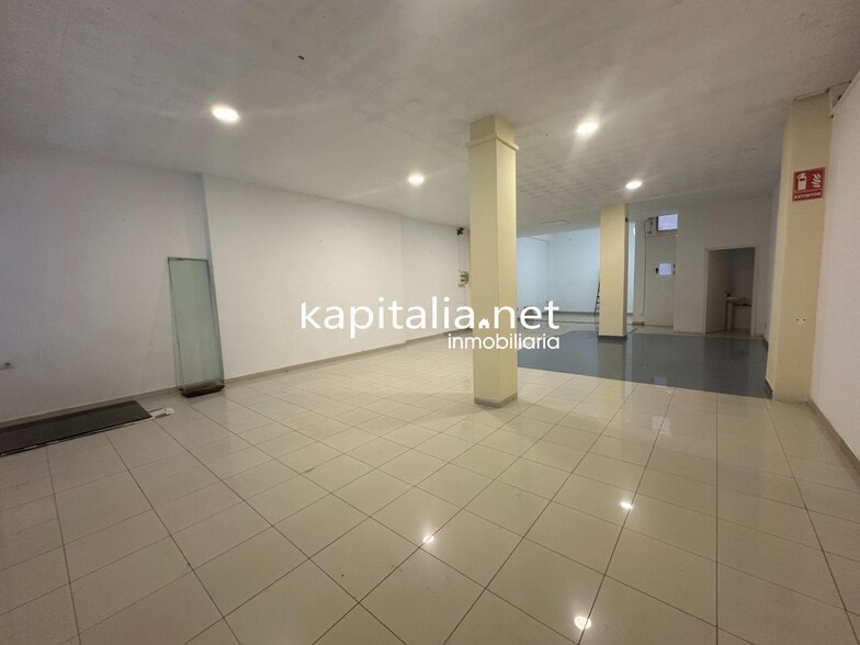 Local en Ontinyent, Valencia en venta - Foto del edificio - Imagen 3 de 10