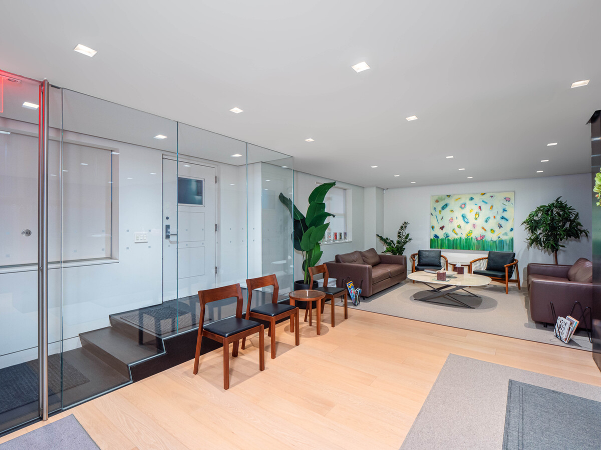 650 Park Ave, New York, NY 10065 - Unidad North OFC -  - Foto del interior - Image 1 of 11