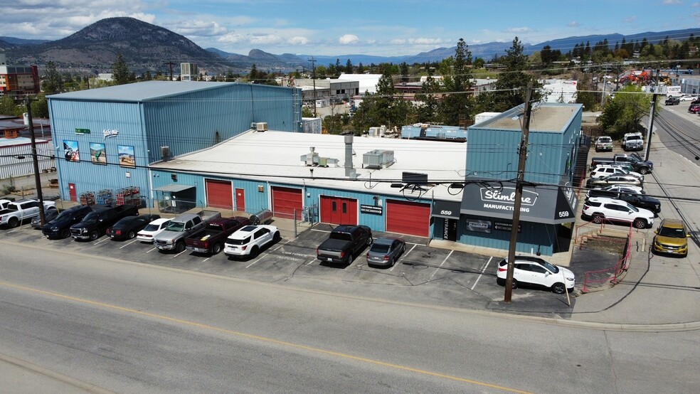 559 Okanagan Av E, Penticton, BC en venta - Foto del edificio - Imagen 2 de 8