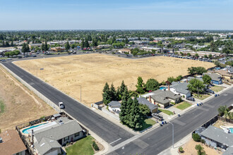 1859 Shaw Ave, Clovis, CA - VISTA AÉREA  vista de mapa - Image1