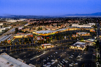 700-784 N Main St, Corona, CA - vista aérea  vista de mapa - Image1