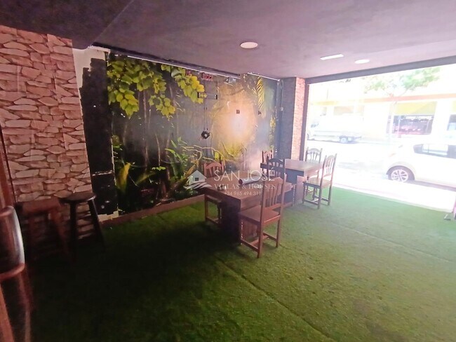 Más detalles de Local en alquiler