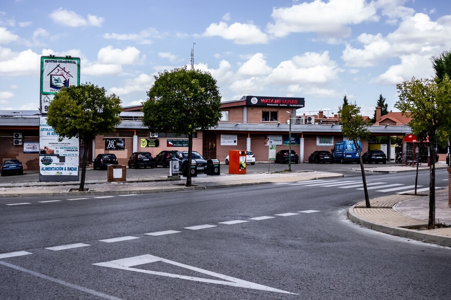 Avenida España, 1, Villalbilla, Madrid en alquiler - Foto del edificio - Imagen 2 de 2