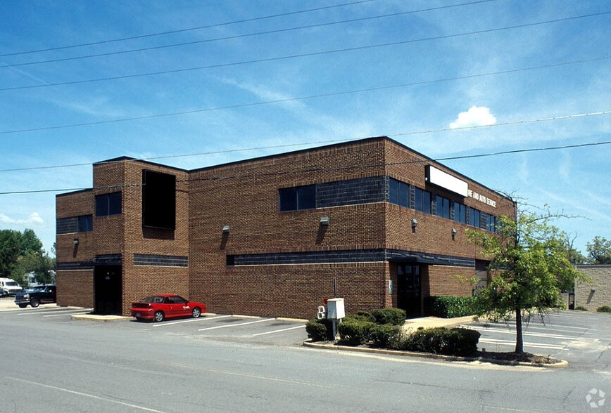 13512 Minnieville Rd, Woodbridge, VA en alquiler - Foto del edificio - Imagen 2 de 2