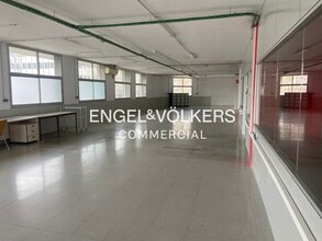 Nave en Sant Just Desvern, Barcelona en alquiler Foto del interior- Imagen 2 de 33