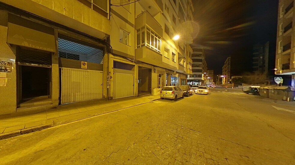 Local en Ourense en venta - Foto del edificio - Imagen 2 de 16