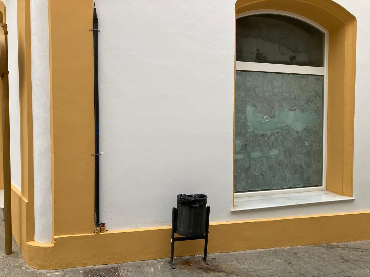 Local en Chiclana de la Frontera, Cádiz en venta Foto del edificio- Imagen 1 de 14
