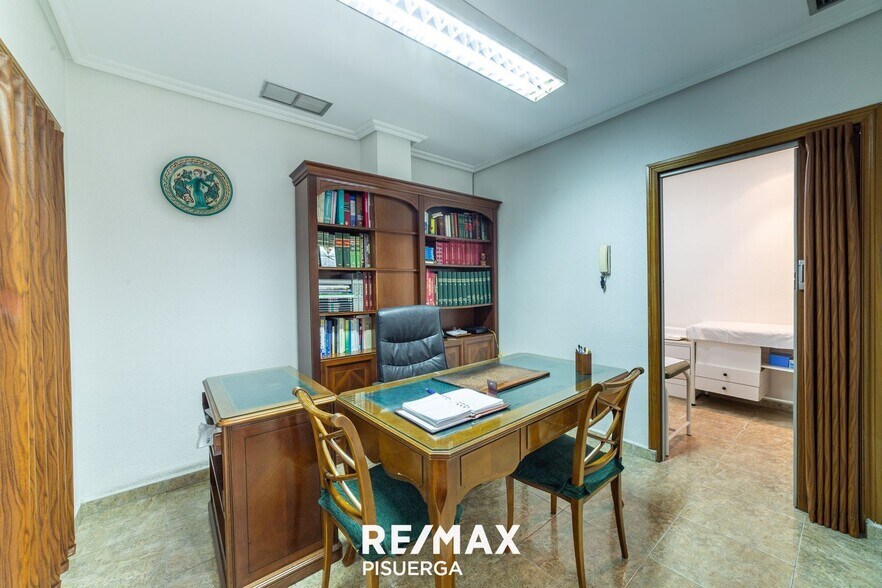 Calle Dársena, 5, Valladolid, Valladolid en venta - Foto del edificio - Imagen 3 de 24