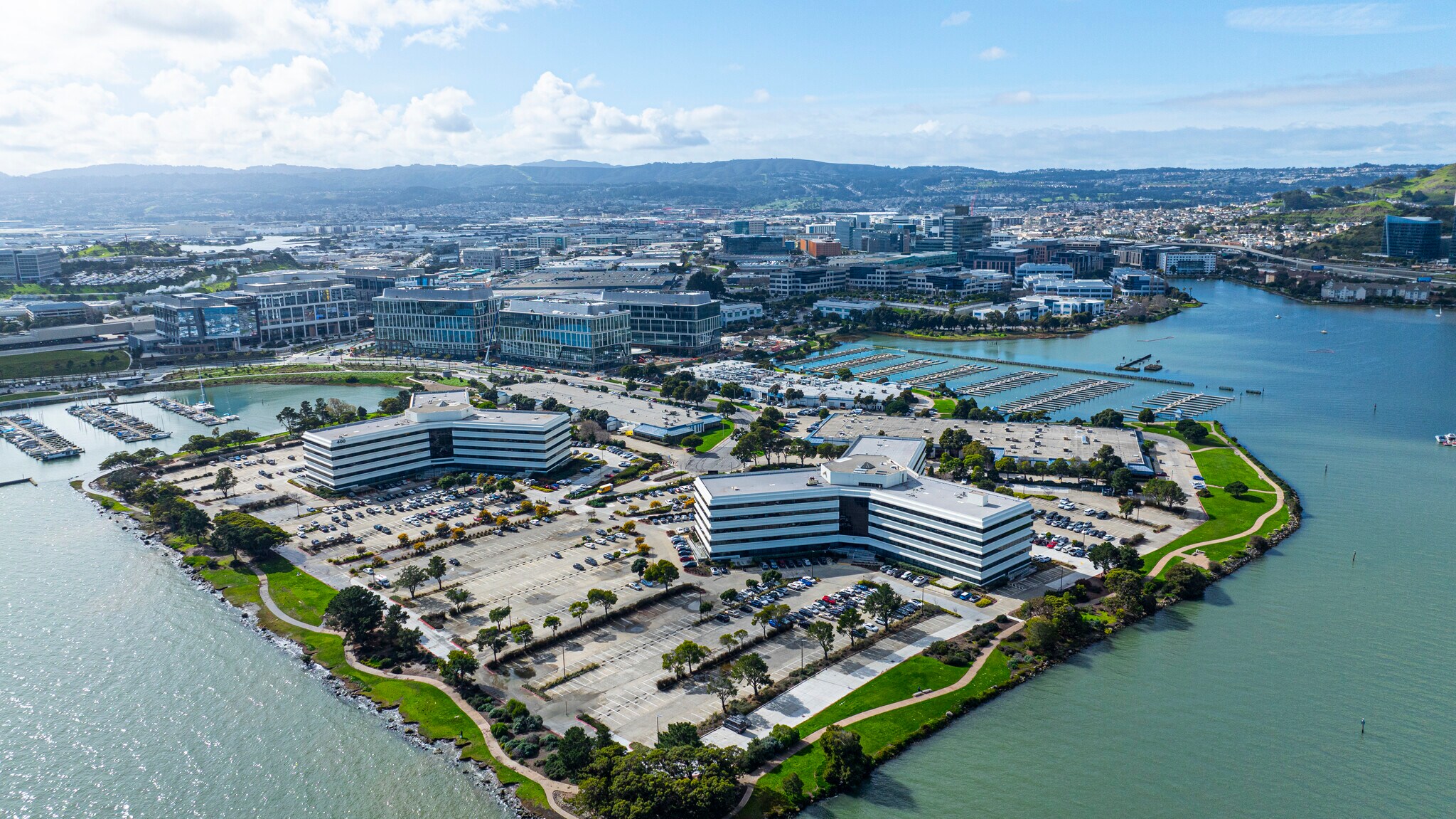 395 Oyster Point Blvd, South San Francisco, CA en alquiler Vista aérea- Imagen 1 de 17
